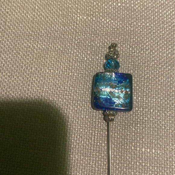 Hat pin - Picture 2 of 3